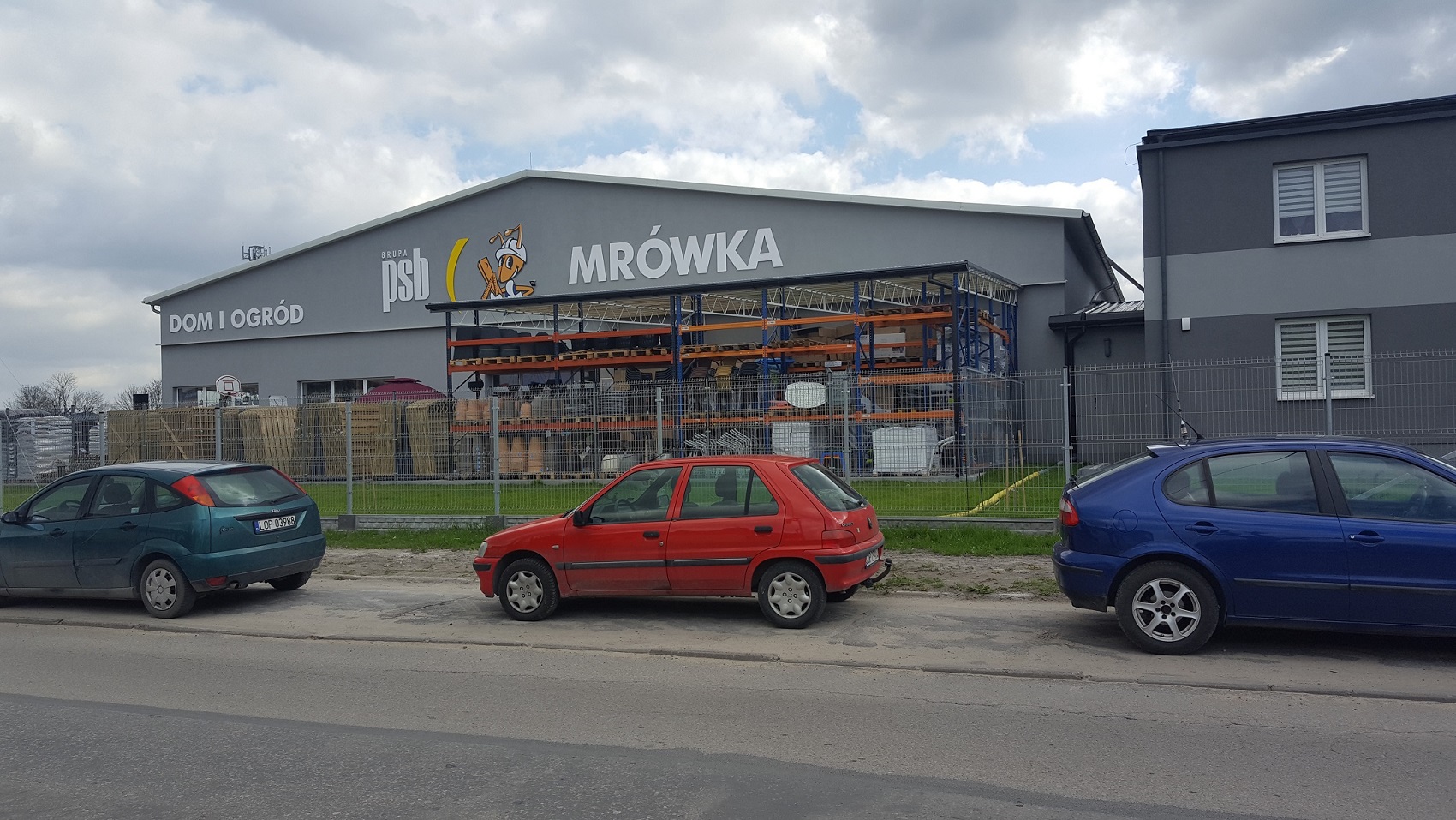 GRUPA PSB MA JUŻ 220 SKLEPÓW MRÓWKA W POLSCE